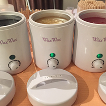 �@�у��b�N�X